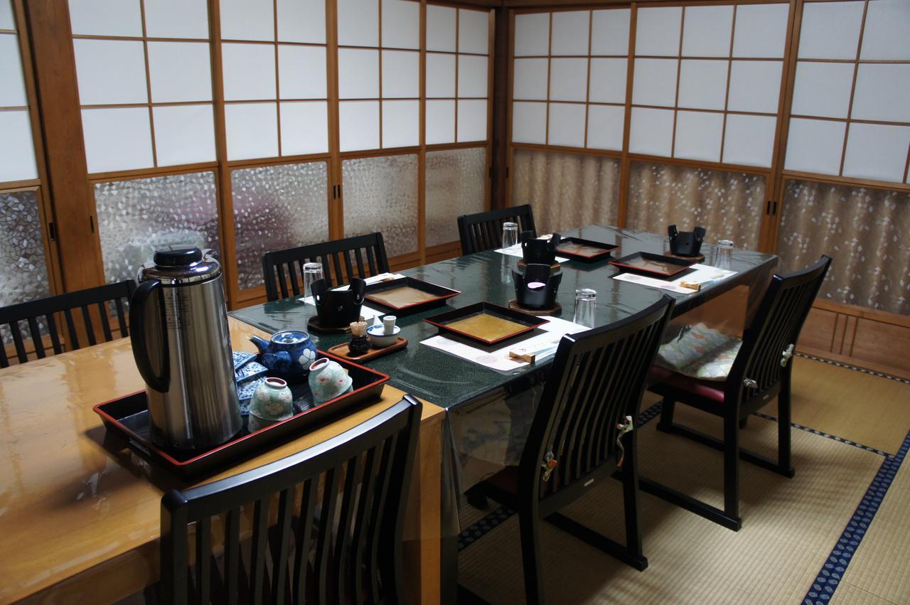 伊势原市 渚山庄酒店 外观 照片